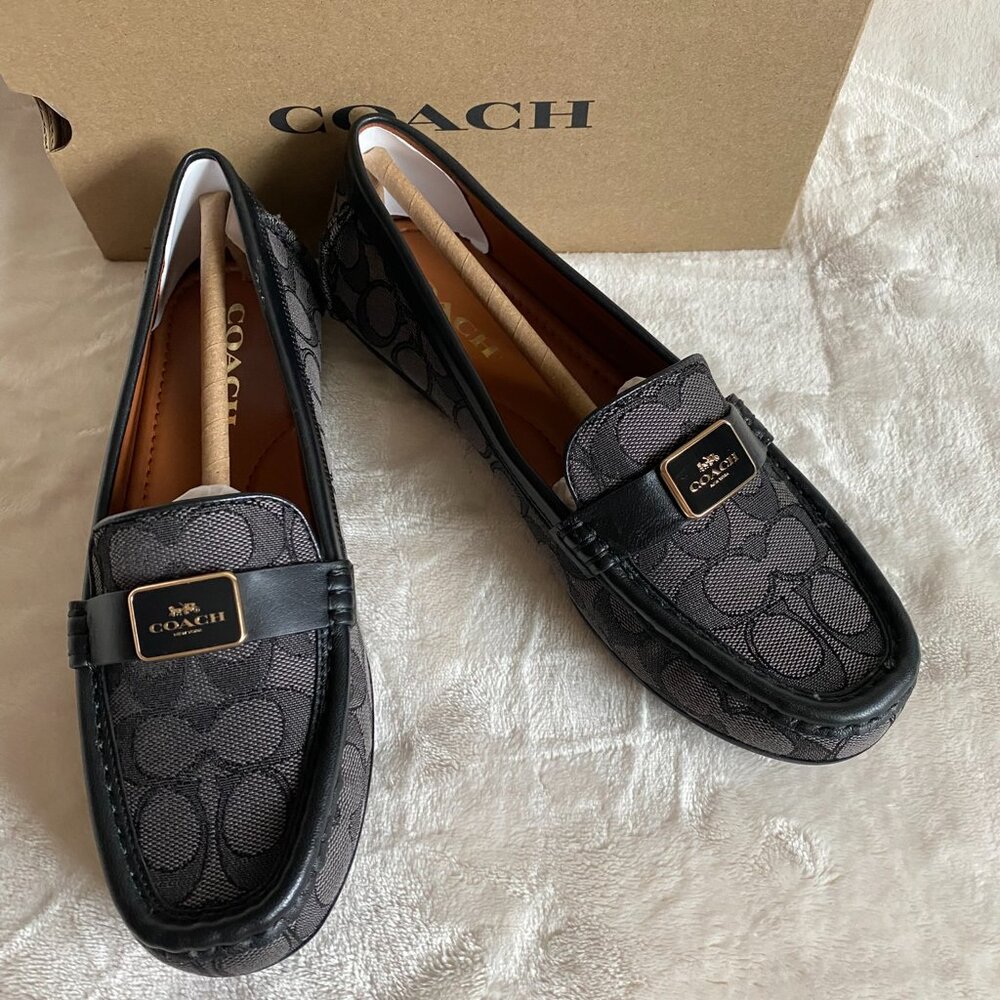 NIB! Coach Women's 8B Mona Driver In Signature Jacquard In Smoke/Black CC639 - Picture 4 of 12